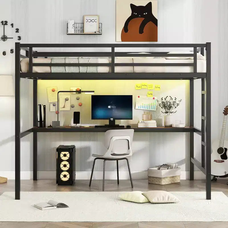 Lit mezzanine en métal Twin XL/Full avec prise de courant et lumières LED, bureau peu encombrant et design à réduction de bruit, noir - Certifié CPC