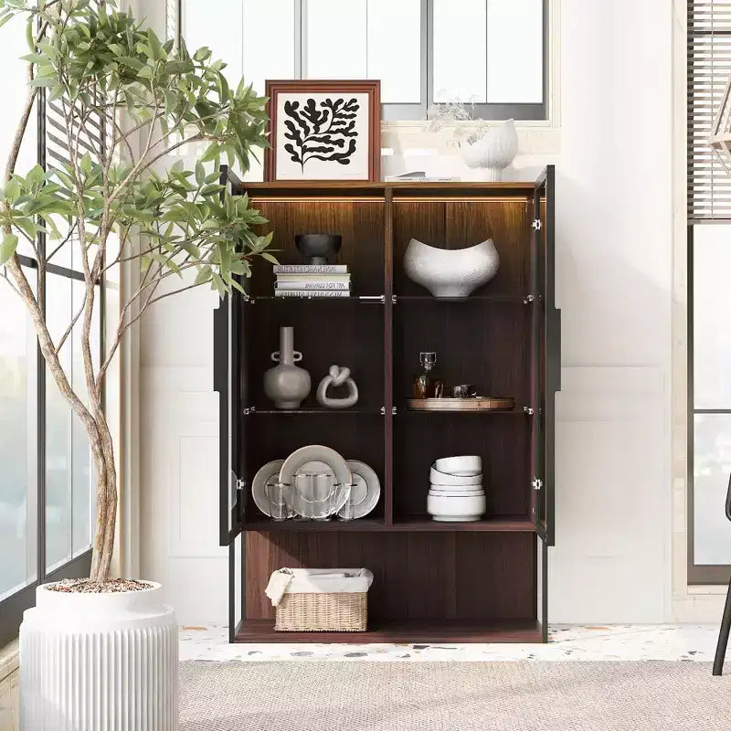 Vitrine haute éclairée avec porte en verre trempé, vitrine LED à cadre métallique