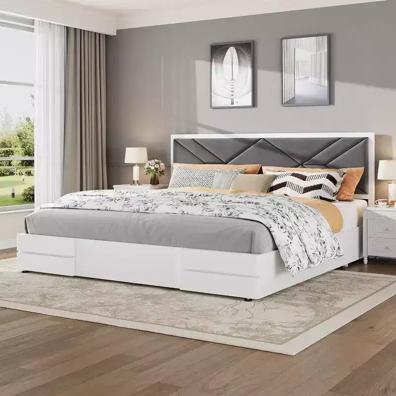 Lit capitonné simple/double/grand format pour chambre à coucher, tête de lit moelleuse à design touffeté, support à lattes en bois, blanc